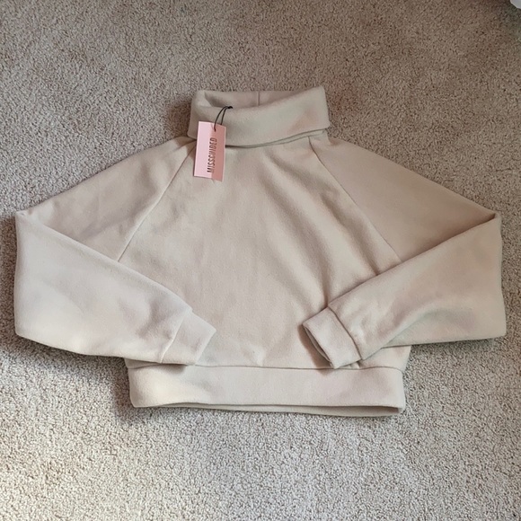 camal high neck long sleeve fleece from missguided - Picture 1 of 2